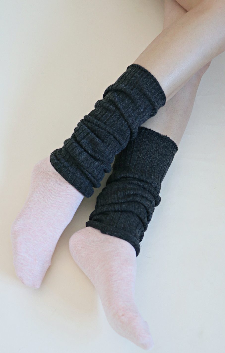 1869  16legwarmer 2